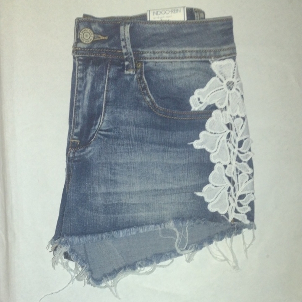 Indigo Rein Blue Jean Shorts with Lace Accents (J295) - Picture 6 of 6